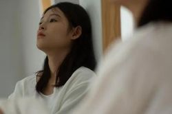 Thương mẹ và bất bình khi chị dâu nhất quyết không ra ngoài sống