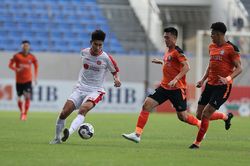 'Nóng' cuộc đua trụ hạng V-League 2022