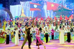 'Thắm tình hữu nghị - Hướng tới tương lai'