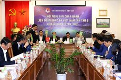 Đại hội VFF khóa IX: Chọn mặt gửi vàng