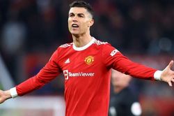Xuất hiện đội bóng 'tranh giành' Ronaldo với Chelsea