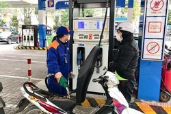 Vì sao Bộ Tài chính không đồng ý giảm 100% thuế tiêu thụ đặc biệt đối với xăng?