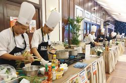 30 đầu bếp chuyên nghiệp tranh tài tại 'Cuộc thi đầu bếp tài năng Đà Nẵng 2022'