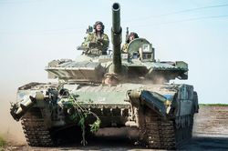 Anh nói Ukraine thu giữ hơn 440 xe tăng chủ lực các loại của Nga?