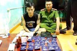 Quảng Bình: Bắt giữ đối tượng mua bán 5.500 viên ma túy