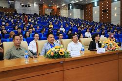 Lần đầu tiên diễn ra cuộc thi 'Sinh viên Tài năng Kinh doanh số'