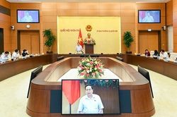 Phó Chủ tịch Thường trực Quốc hội Trần Thanh Mẫn chủ trì cuộc họp giao ban giữa Lãnh đạo Quốc hội với Thường trực các cơ quan của Quốc hội