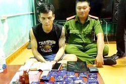 Bắt giữ đối tượng cùng 5.500 viên hồng phiến