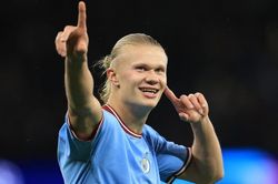 Pep Guardiola: 'Thật khó chịu vì Haaland không ghi 3 bàn'
