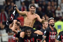 Bóng đá hôm nay 9/10: Quang Hải ghi bàn, Milan hạ Juventus, Bayern mất điểm cay đắng