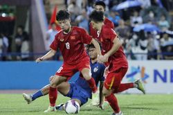 HLV Nguyễn Quốc Tuấn: 'Mục tiêu của U17 Việt Nam là tiến sâu ở VCK'