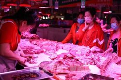 Trung Quốc xuất kho dự trữ quốc gia để ổn định giá thịt lợn