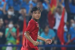 Công Phương lập siêu phẩm sút phạt, U17 Việt Nam đè bẹp U17 Thái Lan