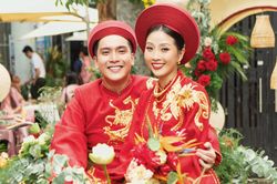 Lễ rước dâu theo phong cách thập niên 1970 của Liêu Hà Trinh