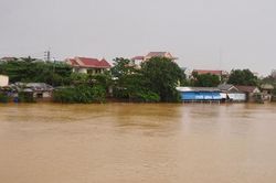 Không khí lạnh gây nguy cơ mưa lũ, ngập lụt, sạt lở đất tại Trung Bộ