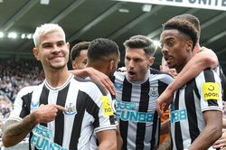 Hiện tượng Newcastle: Từ trụ hạng đến thách thức Top 4