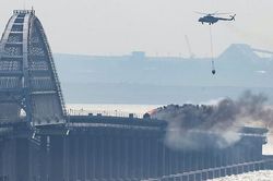 Tổng thống Putin tố tình báo Ukraine làm nổ cầu Crimea