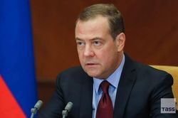 Ông Medvedev: Nga sẽ đáp trả vụ tấn công cầu Crimea