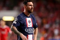 Messi lỡ trận gặp Benfica vì chấn thương
