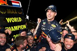 Max Verstappen: Từ Mad Max đến Mighty Max