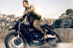 Ngắm chàng James Bond 007 qua 6 thập niên