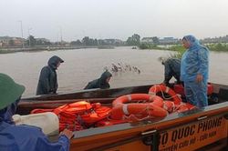 Lực lượng vũ trang tỉnh Quảng Ngãi nỗ lực tìm kiếm người đuối nước