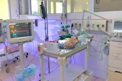 Cứu sống trẻ sơ sinh xuất huyết, tăng áp lực phổi rất nặng