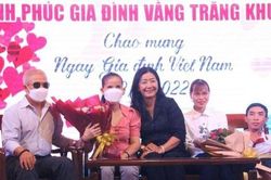 Hạnh phúc vầng trăng khuyết
