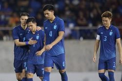 Chủ tịch Liên đoàn bóng đá Thái Lan bị cấp trên dọa cách chức