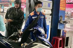 Xăng, dầu đồng loạt tăng giá