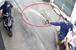 Truy xét 4 đối tượng dùng bình xịt hơi cay cướp tài sản trong hẻm
