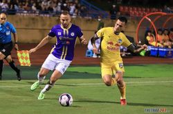 Hà Nội FC nhận tin dữ trước trận đại chiến Nam Định