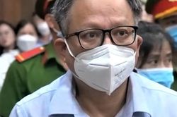Cựu Phó Bí thư Thường trực Thành ủy TP HCM Tất Thành Cang bị đề nghị từ 8 - 10 năm tù