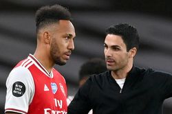 HLV Arteta đáp trả lời chê bai của Aubameyang