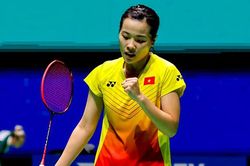 Tay vợt Nguyễn Thùy Linh: Mạnh mẽ trong sân đấu, giản dị đời thường