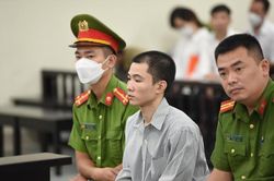 Kẻ đóng đinh vào đầu bé gái 3 tuổi bị tử hình