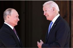 Tổng thống Mỹ nêu điều kiện gặp ông Putin tại Bali