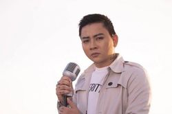 Hoài Lâm đi hát trở lại, không đặt nặng chuyện cát-xê