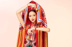 Bảo Ngọc hóa thân 'Cô em Dao Đỏ' tại Ai Cập cho phần thi Trang phục dân tộc của Miss Intercontinental 2022