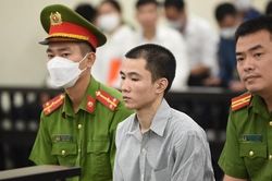 Uất nghẹn nước mắt phiên tòa xử kẻ đóng đinh vào đầu con của nhân tình