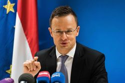 Hungary: Khủng hoảng năng lượng châu Âu sẽ kéo dài