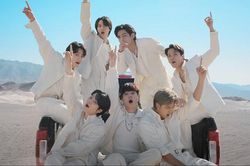 BTS gửi 'Yet to Come' đi tranh nhiều giải Grammy nặng ký