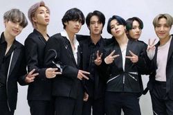Nhóm nhạc nam BTS nhập ngũ là một tổn thất lớn