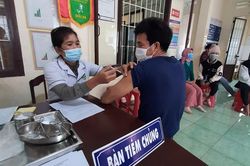 Di Linh: Tiêm 1.950 liều vắc xin phòng Covid-19 đợt 52