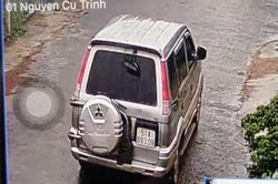 Truy bắt nhóm người vào nhà chủ tịch huyện cướp tài sản