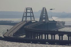 Nga sẽ sửa xong cầu Crimea vào tháng 7/2023