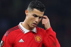 Tin MU 15/10: MU sẵn sàng đón Frenkie De Jong. Ronaldo quyết tâm ra đi
