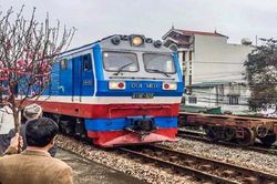 Chạy 22 đôi tàu khách dịp Tết Nguyên đán Quý Mão 2023