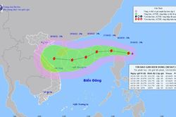 Bão Nesat áp sát Biển Đông, không khí lạnh tràn tới Bắc Bộ