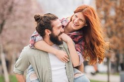 Đàn ông già đi nhanh hơn phụ nữ
